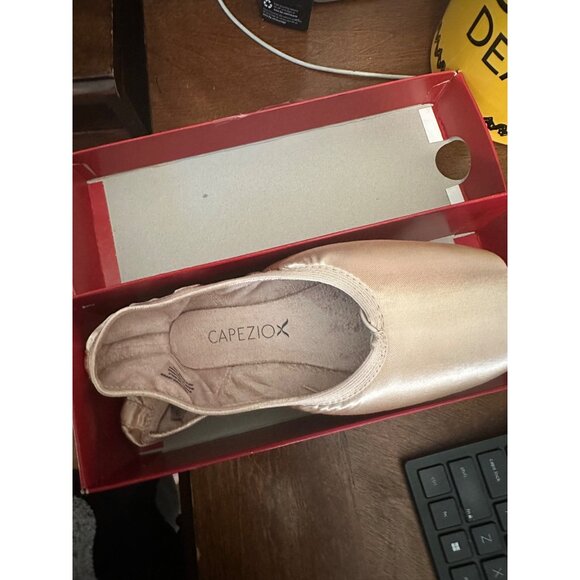 Capezio Womens Donatella 1139WPTP7.5WW-PTP-7.5 Wide Wide US - Picture 3 of 5